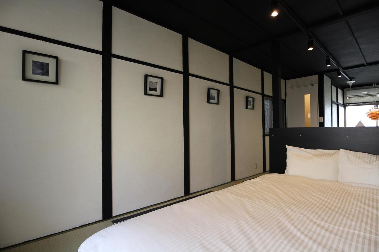 Sekai Hotel Tsuki Osaka Exterior foto